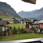 Penthouse Kitzpanorama Апартаменты *